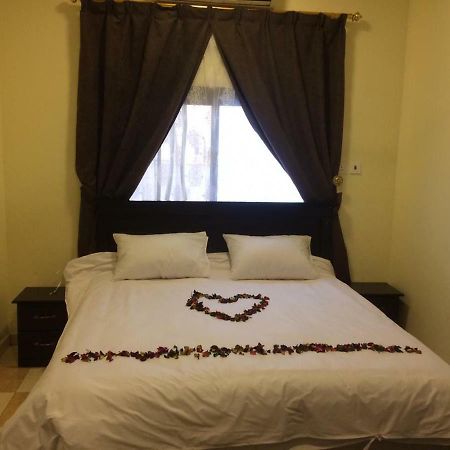 Al Eairy Furnished Apartments - Al Bahah 4 Buitenkant foto