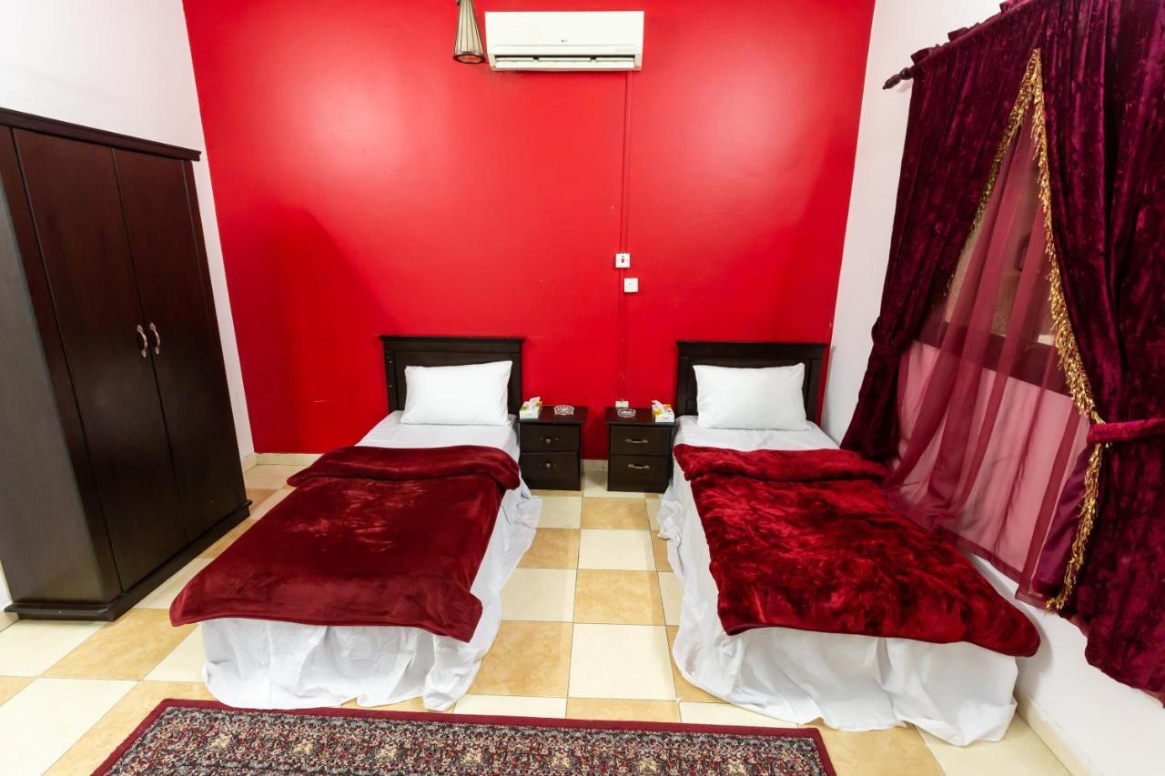 Al Eairy Furnished Apartments - Al Bahah 4 Buitenkant foto