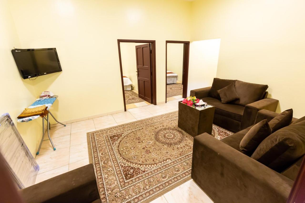 Al Eairy Furnished Apartments - Al Bahah 4 Buitenkant foto